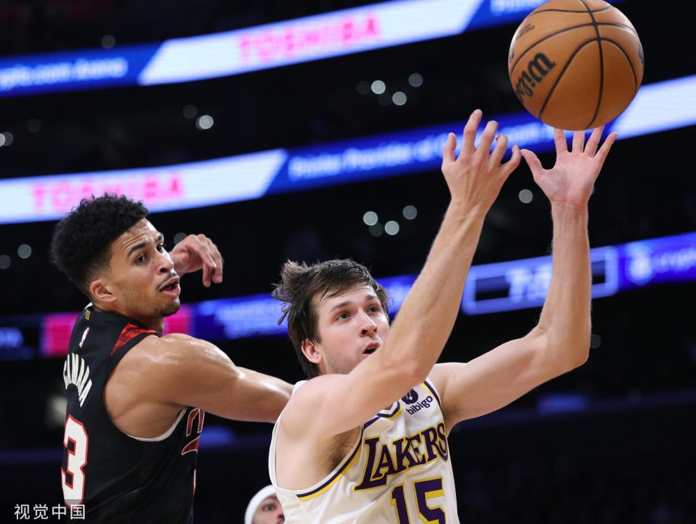 展方面的出 展方面的出