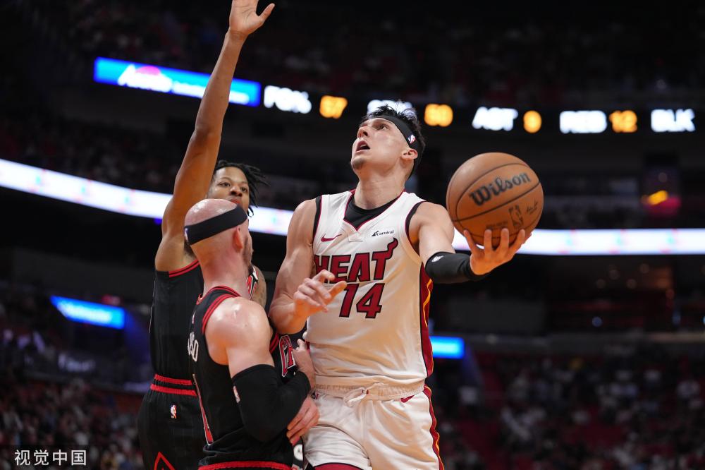 强度极高的 强度极高的