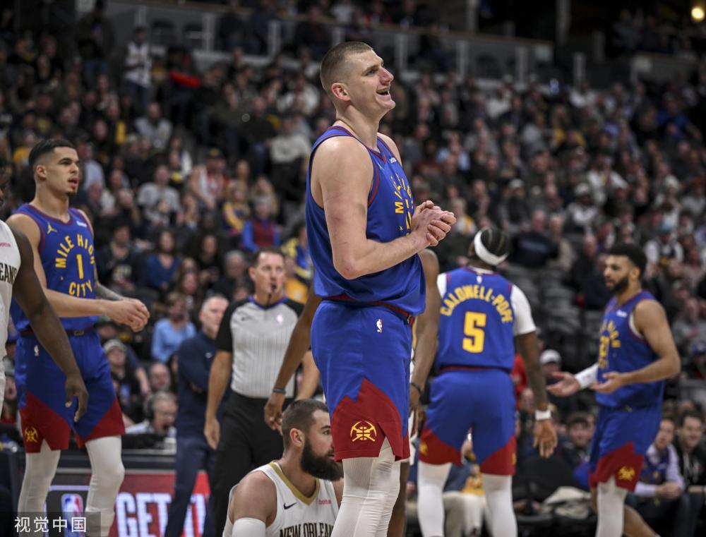 但当哨声响 但当哨声响