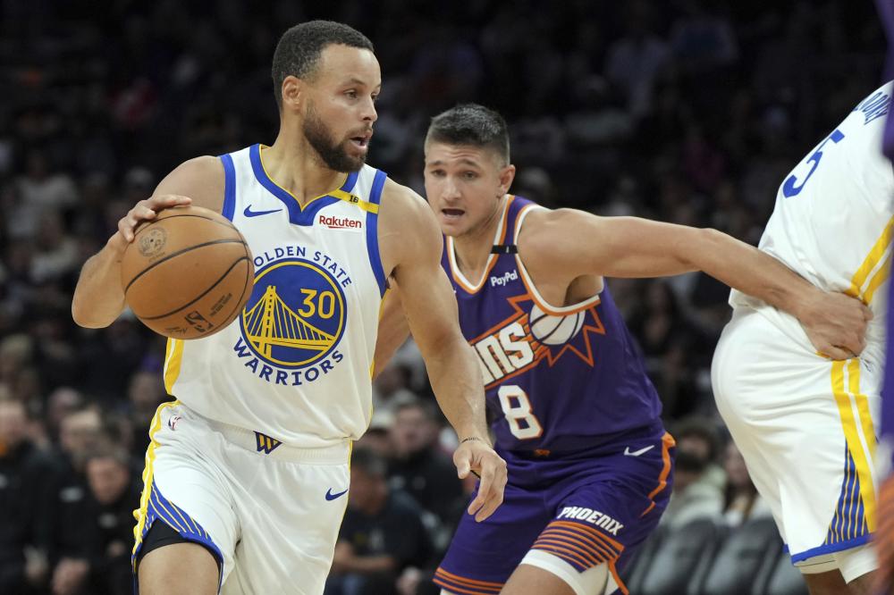 巴特在中场 巴特在中场