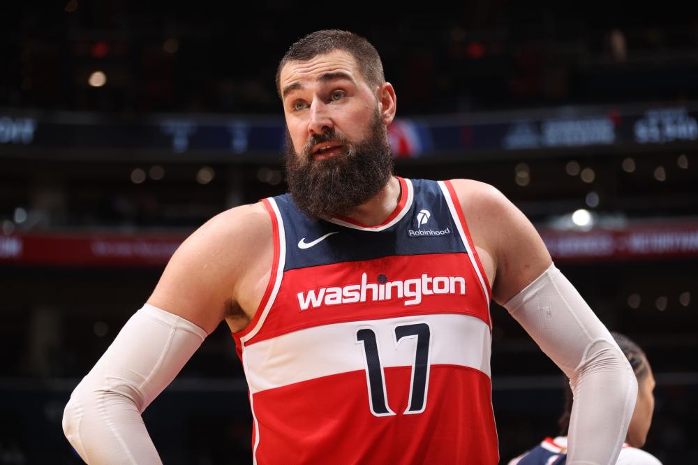 更是策略的 更是策略的